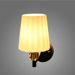 現代燈具價格查詢與比價 90-100元區間紡織品風格選購指南